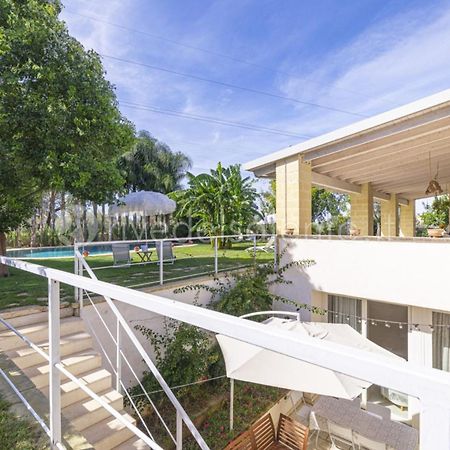 Villa Reginella Лече Екстериор снимка