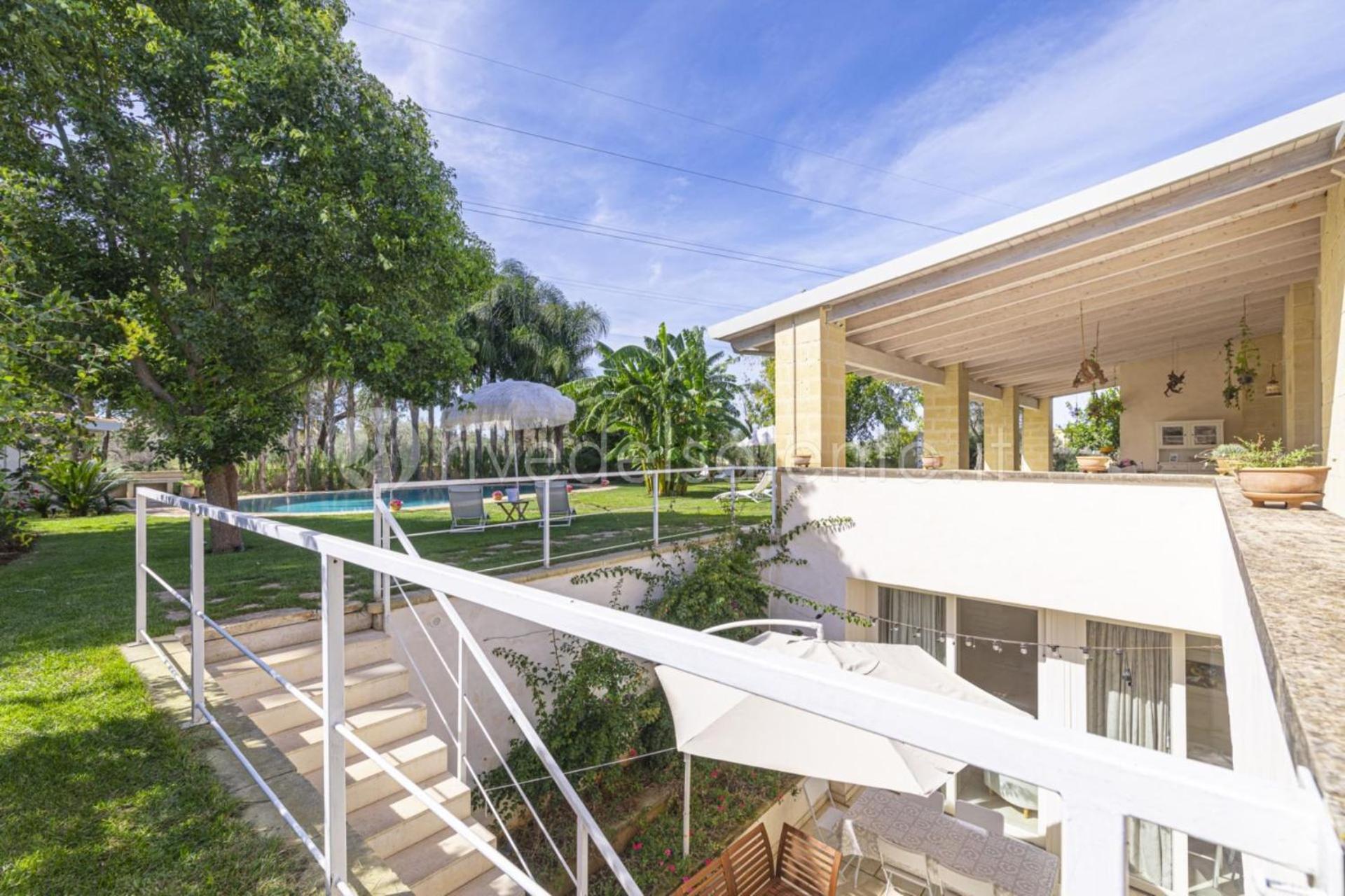Villa Reginella Лече Екстериор снимка